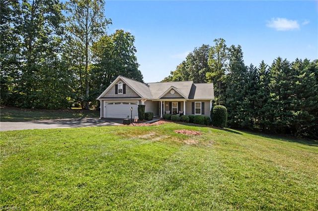 848 Ridge View Terrace, Rural Hall, NC 27045