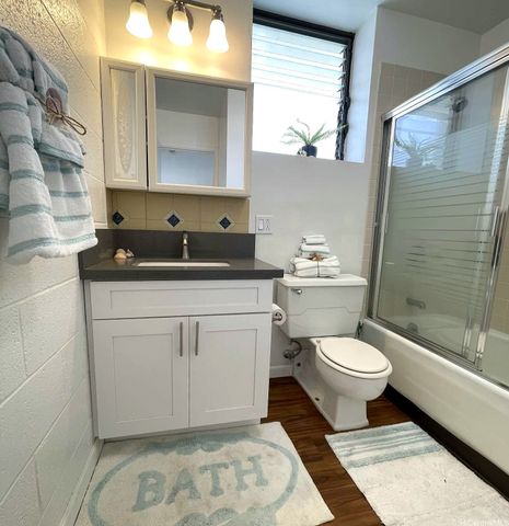 1560 Thurston Avenue 1201, Honolulu, HI 96822