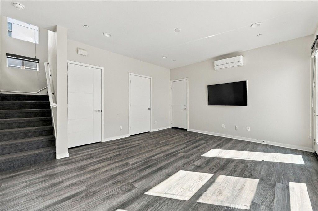 797 Leeward, Costa Mesa, CA 92627 — photo 4