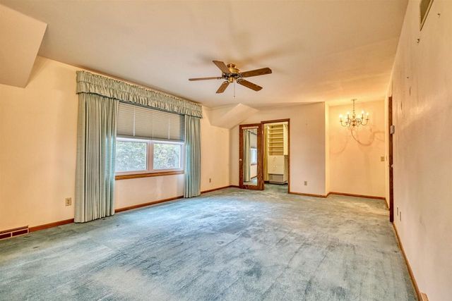 3169 Hickory Ridge Road, Madison, WI 53719