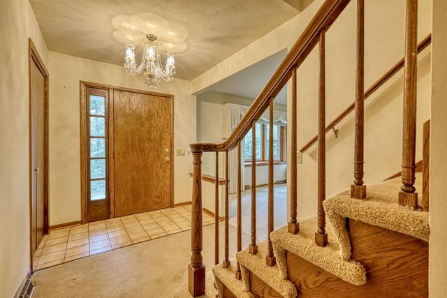 3169 Hickory Ridge Road, Madison, WI 53719