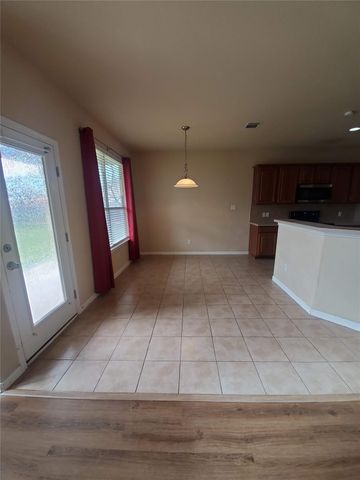 501 Dinge Bay DR, Round Rock, TX 78664