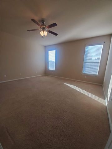 501 Dinge Bay DR, Round Rock, TX 78664