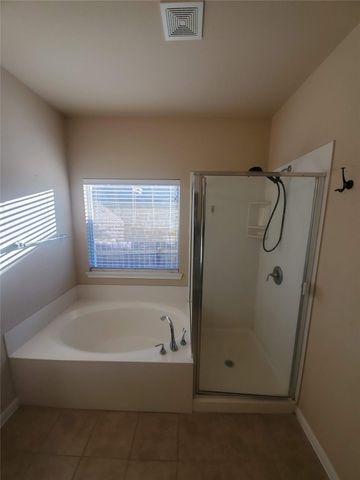 501 Dinge Bay DR, Round Rock, TX 78664