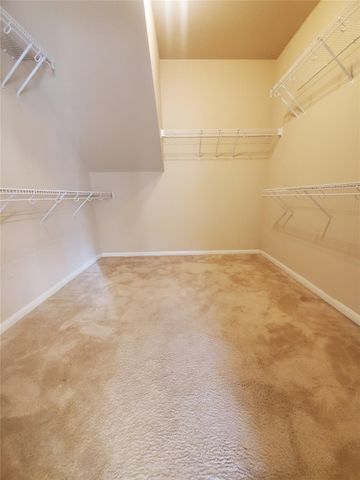 501 Dinge Bay DR, Round Rock, TX 78664