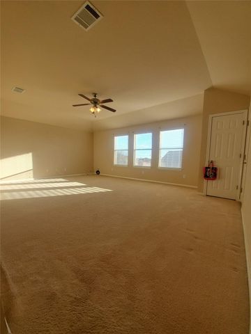 501 Dinge Bay DR, Round Rock, TX 78664