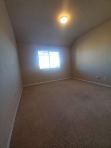 501 Dinge Bay DR, Round Rock, TX 78664