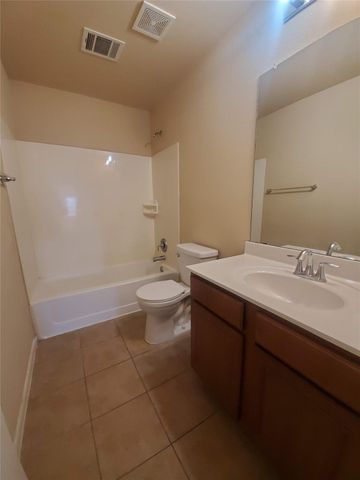 501 Dinge Bay DR, Round Rock, TX 78664