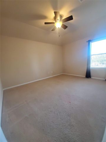 501 Dinge Bay DR, Round Rock, TX 78664