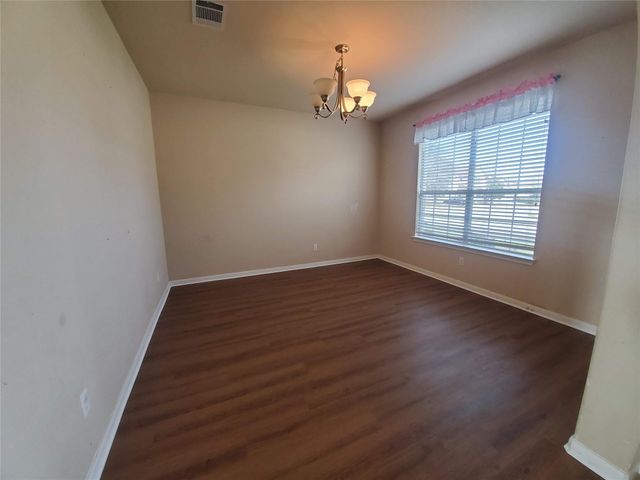 501 Dinge Bay DR, Round Rock, TX 78664