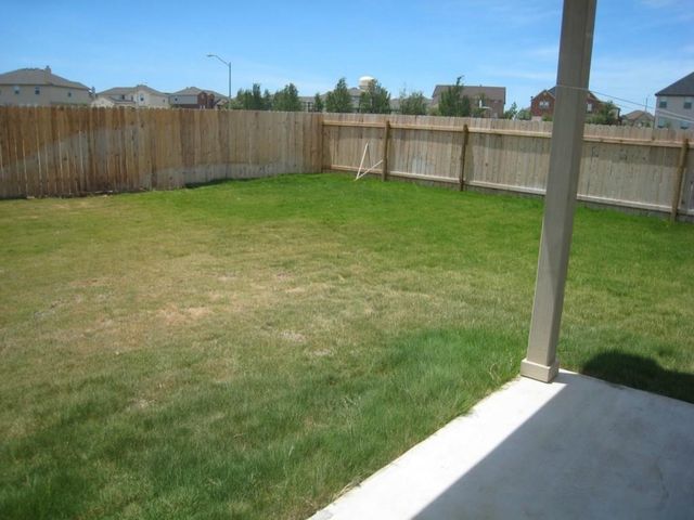 501 Dinge Bay DR, Round Rock, TX 78664