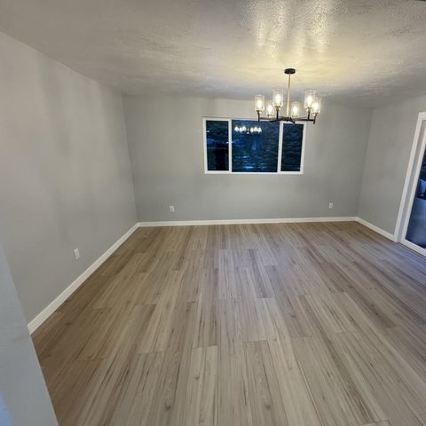 1714 4th St, Cheney, WA 99004