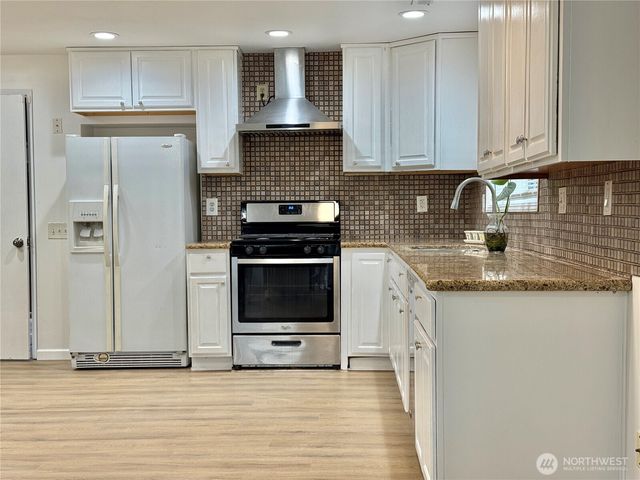 19431 107TH Avenue SE, Renton, WA 98055