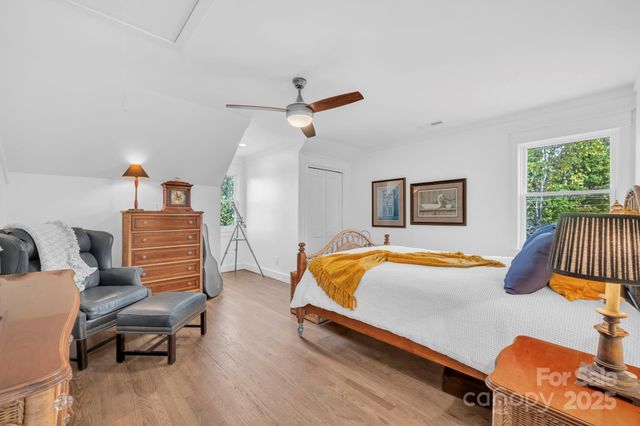 1260 Beaver Island Trail Road, Walnut Cove, NC 27052