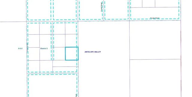 0 E Vic Ave S10, Llano, CA 93591