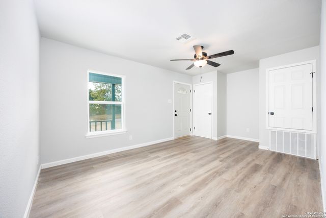107 CORNISH AVE, San Antonio, TX 78223