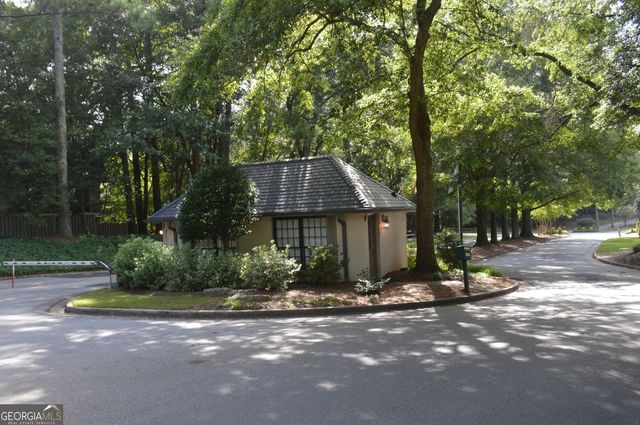 118 Maison Place NW, Atlanta, GA 30327