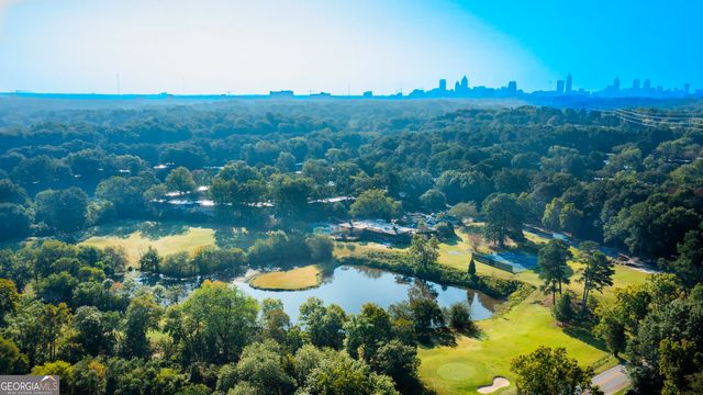 118 Maison Place NW, Atlanta, GA 30327
