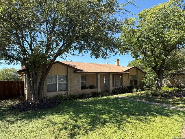 8030 ECHO WIND ST, San Antonio, TX 78250