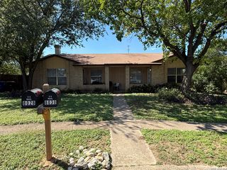 8030 ECHO WIND ST, San Antonio, TX 78250