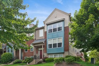 35 Thomas Court, Grayslake, IL 60030
