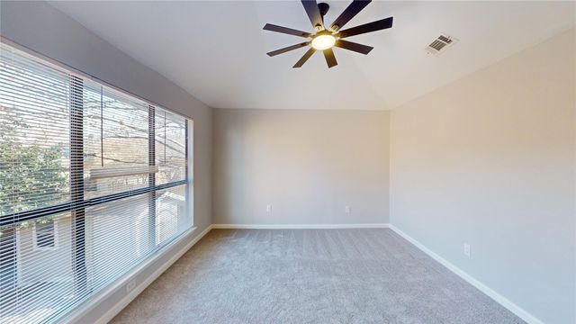 1618 San Francisco Street, Carrollton, TX 75007