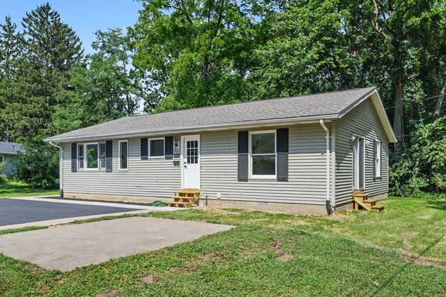 410 N Bluff Street, Berrien Springs, MI 49103