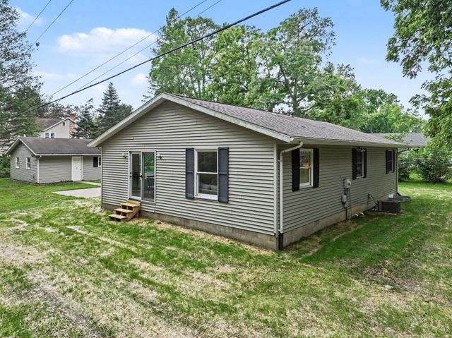 410 N Bluff Street, Berrien Springs, MI 49103