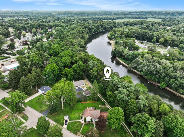 410 N Bluff Street, Berrien Springs, MI 49103