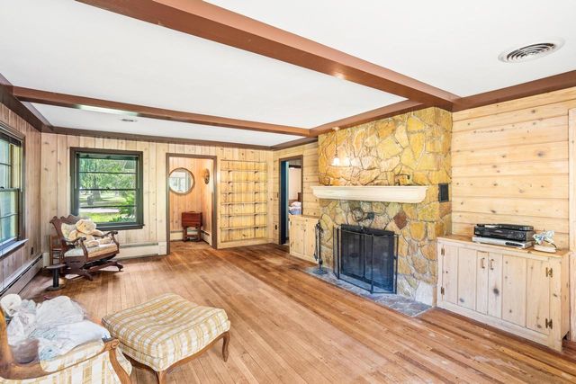 29303 Evergreen DRIVE, Waterford, WI 53185