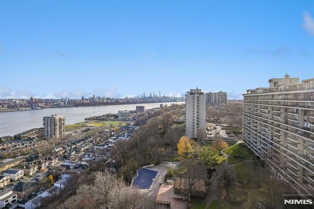 5 Horizon Road 1405-1407, Fort Lee, NJ 07024