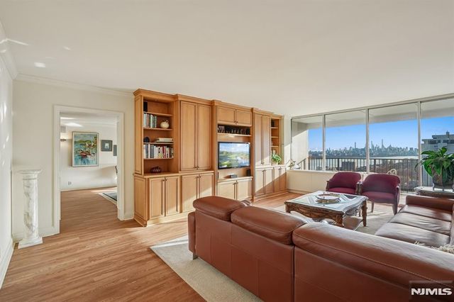 5 Horizon Road 1405-1407, Fort Lee, NJ 07024