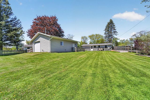 9707 Saratoga DRIVE, Caledonia, WI 53108