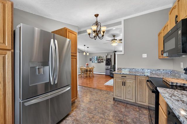 9707 Saratoga DRIVE, Caledonia, WI 53108