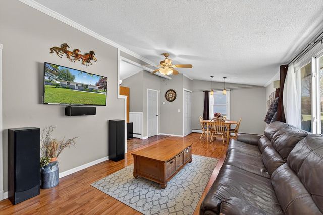 9707 Saratoga DRIVE, Caledonia, WI 53108