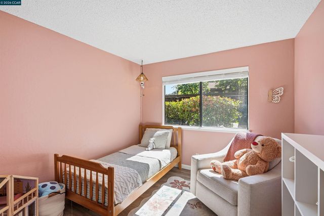 820 Camelback Place, Pleasant Hill, CA 94523