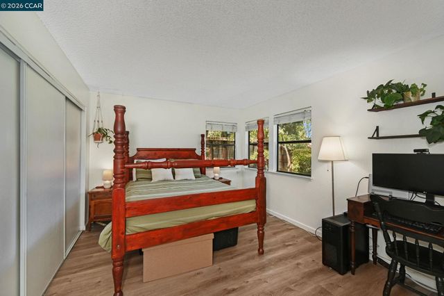 820 Camelback Place, Pleasant Hill, CA 94523