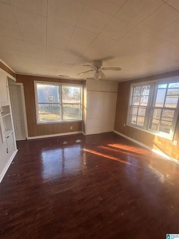 808 26TH STREET SW, Birmingham, AL 35211