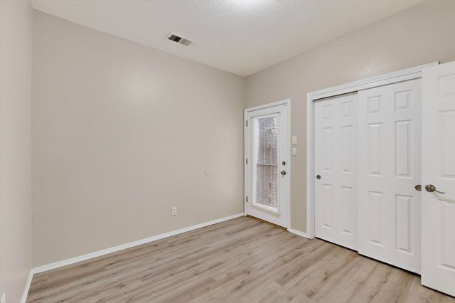 5142 WESTERN BREEZE Court NW, Albuquerque, NM 87120