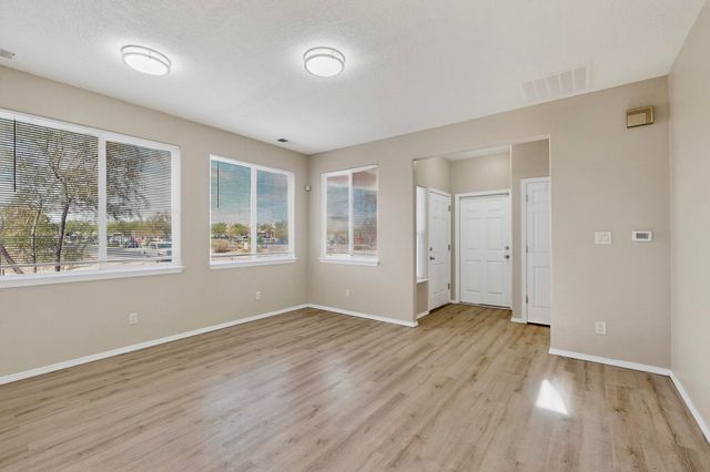 5142 WESTERN BREEZE Court NW, Albuquerque, NM 87120