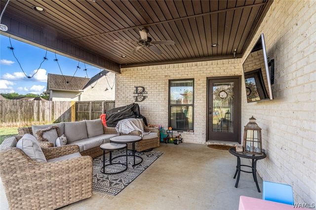 11202 Davis, Northport, AL 35475