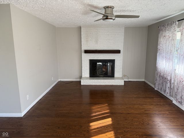 209 Blairsden Avenue, Carmel, IN 46032