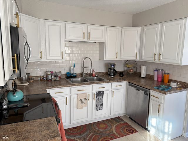 209 Blairsden Avenue, Carmel, IN 46032