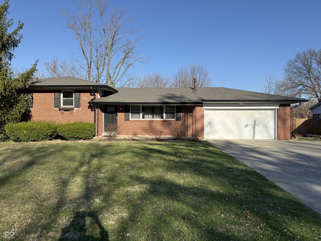 209 Blairsden Avenue, Carmel, IN 46032