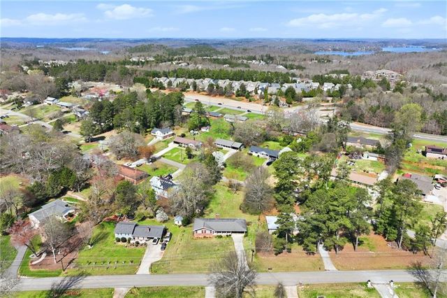 3024 Saint Charles Avenue, Gainesville, GA 30504