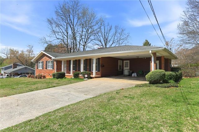 3024 Saint Charles Avenue, Gainesville, GA 30504