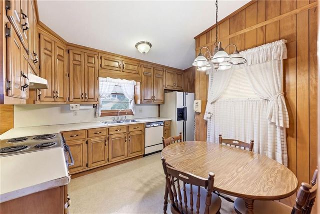 3024 Saint Charles Avenue, Gainesville, GA 30504