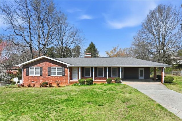 3024 Saint Charles Avenue, Gainesville, GA 30504