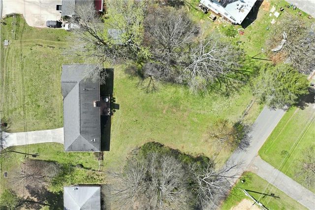 3024 Saint Charles Avenue, Gainesville, GA 30504