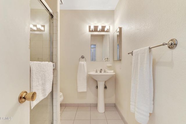 5125 W Wooley Road 5, Oxnard, CA 93035